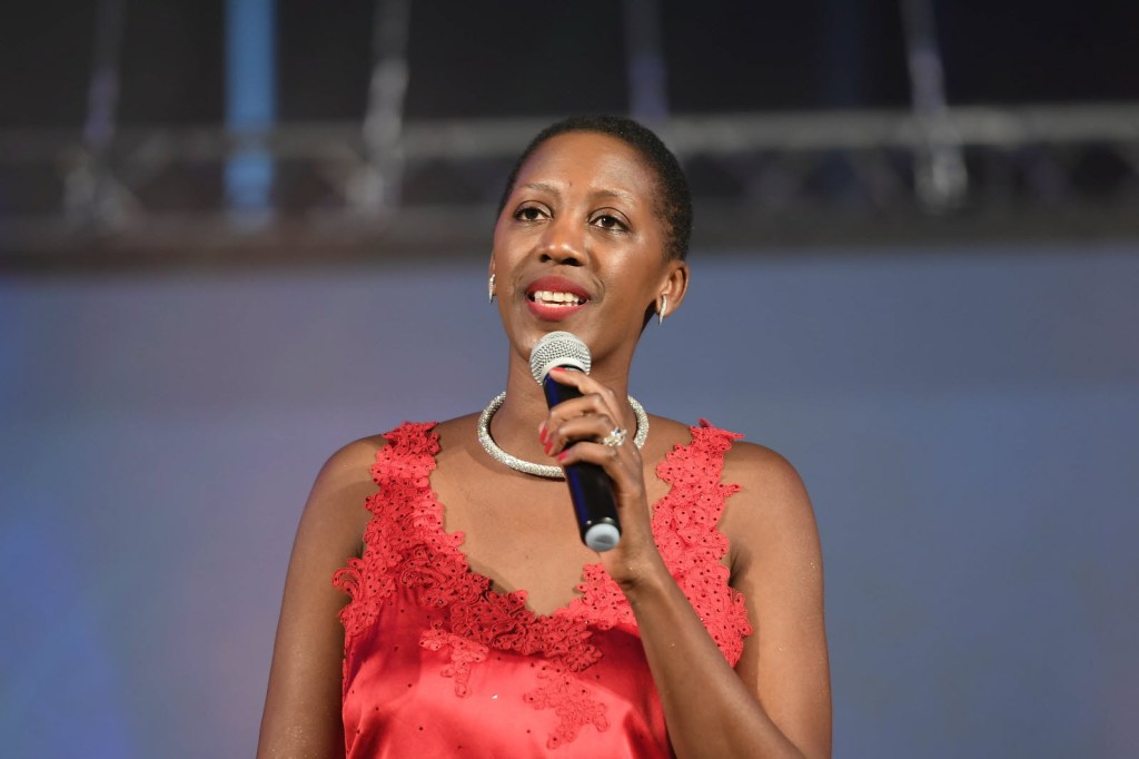 Mam Issabré : &laquo;&nbsp;Travailler avec des personnes qui me chient dessus c&rsquo;est pas possible&nbsp;&raquo;