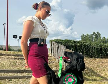Le portrait du mois : Justine Guichard, miss avec un chien d&rsquo;assistance