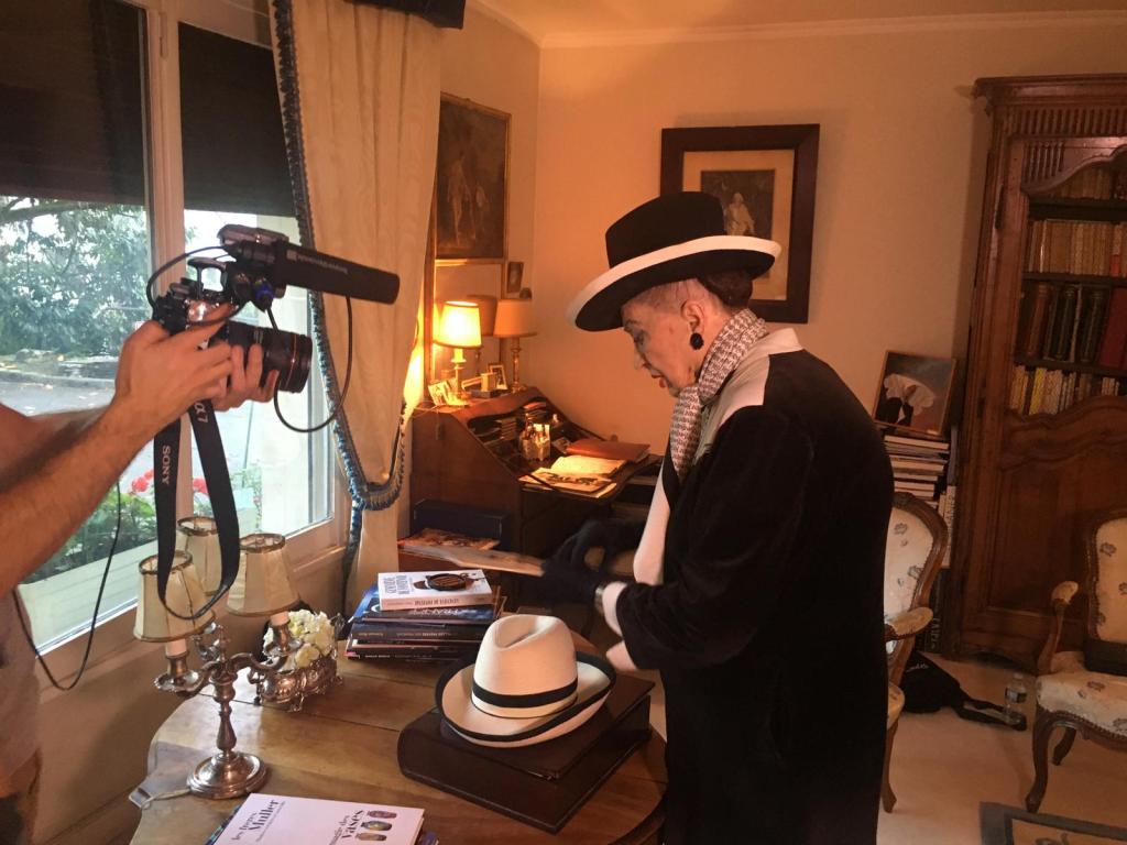 Geneviève de Fontenay : ses plus grands scandales analysés par son ancien&nbsp;collaborateur